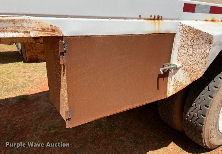 image for item DR1333 1993 Eagle GEVT-130B  tank trailer