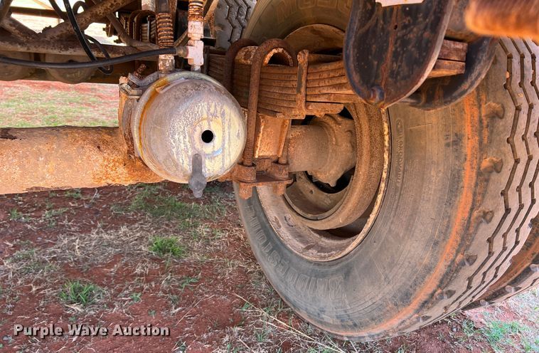 image for item DR1333 1993 Eagle GEVT-130B  tank trailer