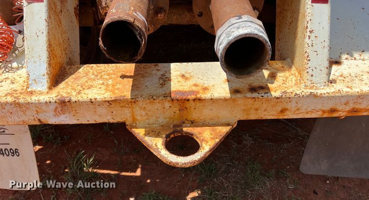 image for item DR1333 1993 Eagle GEVT-130B  tank trailer