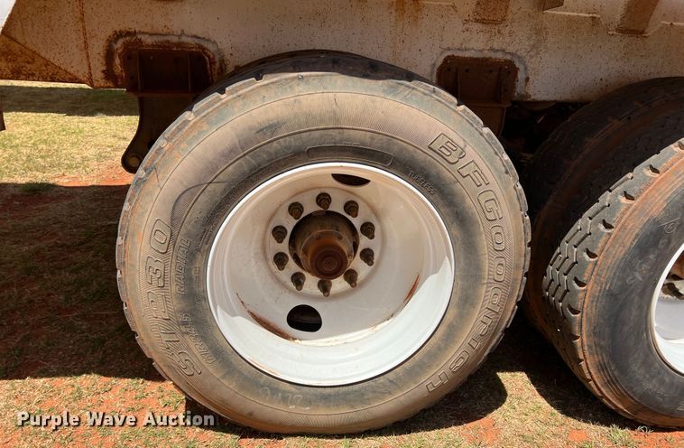 image for item DR1333 1993 Eagle GEVT-130B  tank trailer