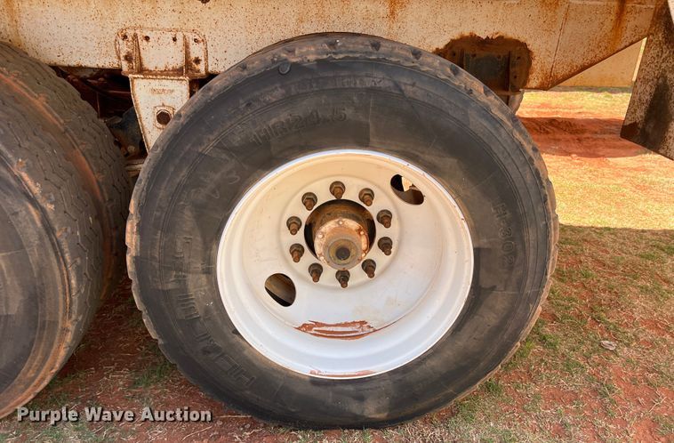 image for item DR1333 1993 Eagle GEVT-130B  tank trailer