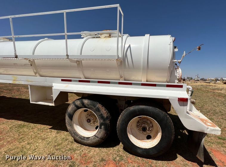 image for item DR1334 1993 Eagle TSPT  tank trailer