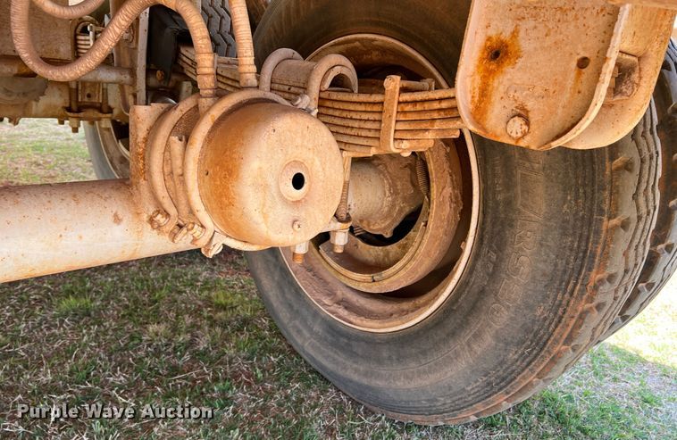 image for item DR1334 1993 Eagle TSPT  tank trailer