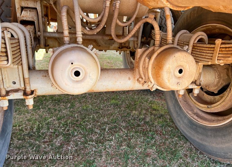 image for item DR1334 1993 Eagle TSPT  tank trailer