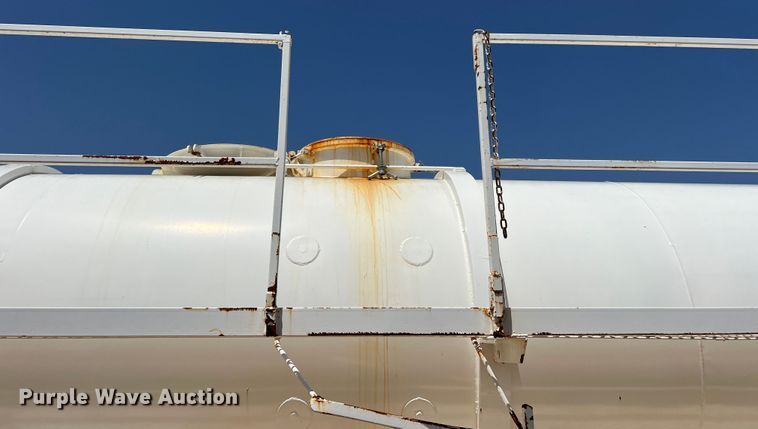 image for item DR1334 1993 Eagle TSPT  tank trailer