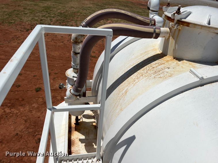 image for item DR1334 1993 Eagle TSPT  tank trailer