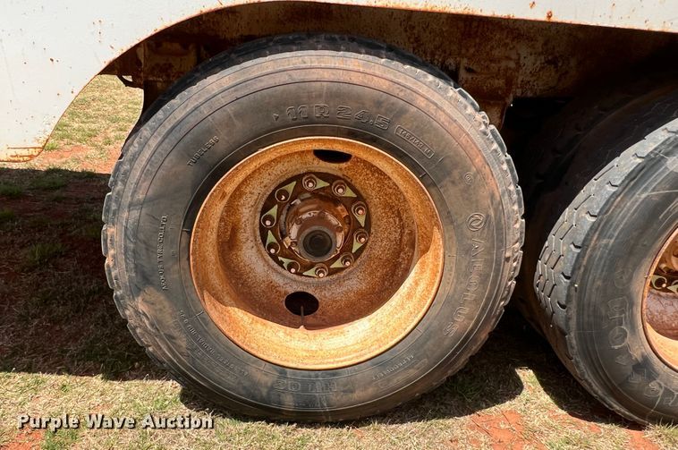 image for item DR1336 2008 Eagle Frac  tank trailer