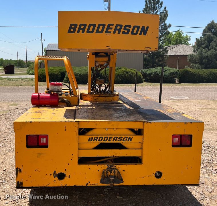 image for item DR1374 Broderson IC801D  crane