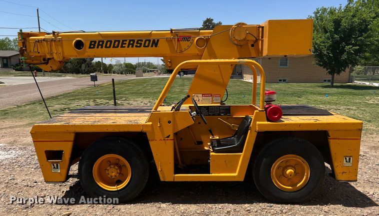 image for item DR1374 Broderson IC801D  crane