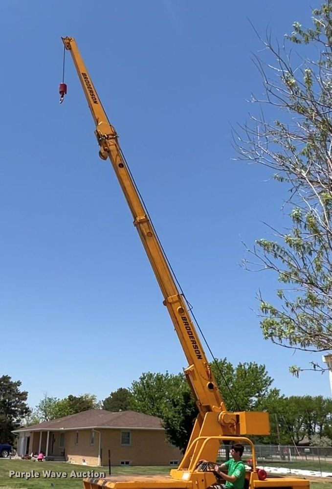 image for item DR1374 Broderson IC801D  crane