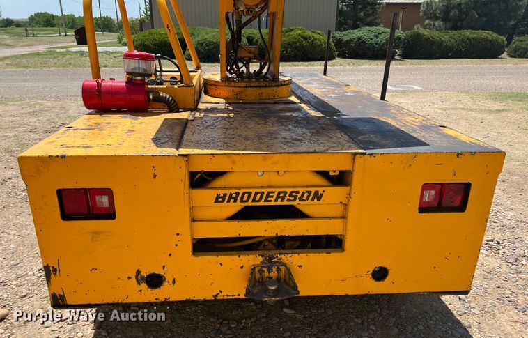 image for item DR1374 Broderson IC801D  crane