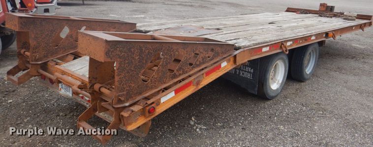 image for item DS7999 1988 Shelby  equipment trailer