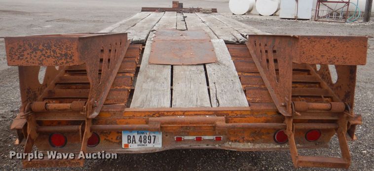 image for item DS7999 1988 Shelby  equipment trailer