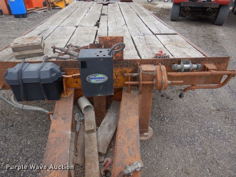 image for item DS7999 1988 Shelby  equipment trailer