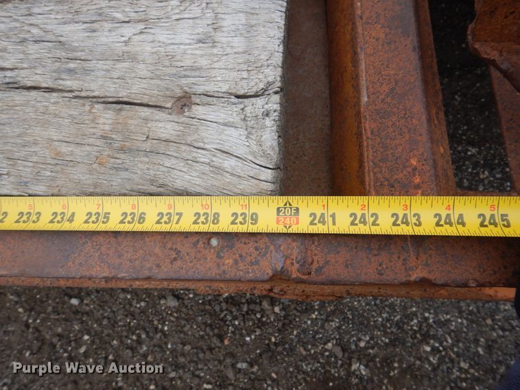 image for item DS7999 1988 Shelby  equipment trailer