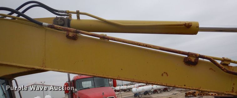 image for item DS8000 Komatsu PC60-7  excavator