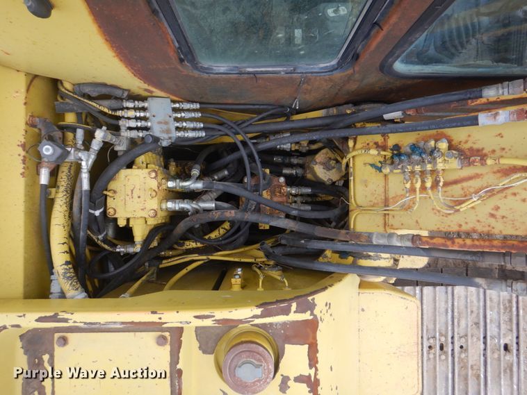 image for item DS8000 Komatsu PC60-7  excavator