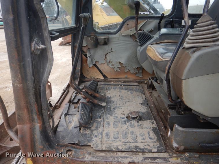 image for item DS8000 Komatsu PC60-7  excavator