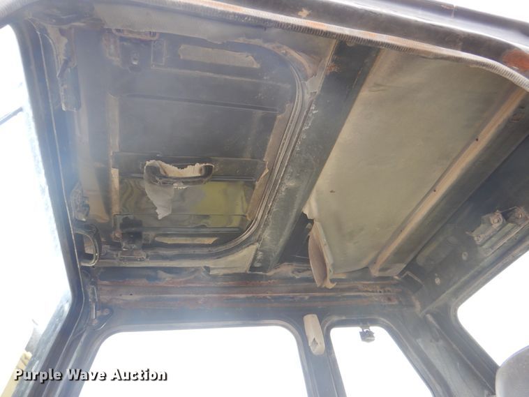 image for item DS8000 Komatsu PC60-7  excavator