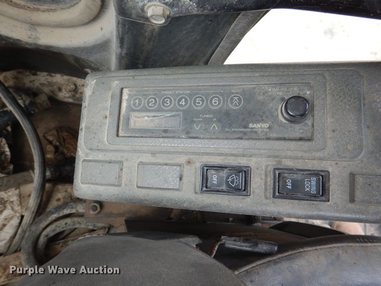 image for item DS8000 Komatsu PC60-7  excavator