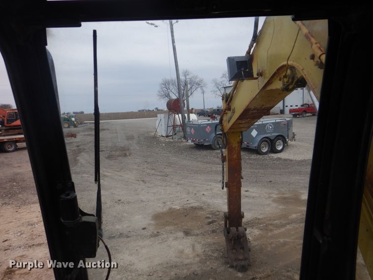 image for item DS8000 Komatsu PC60-7  excavator