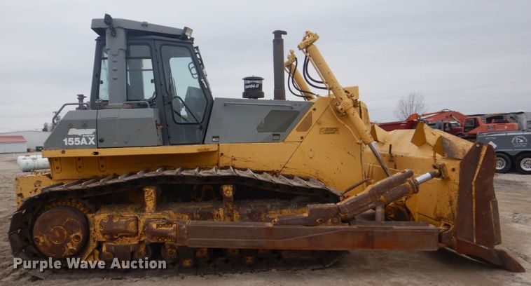 image for item DS8001 1998 Komatsu D155AX  dozer
