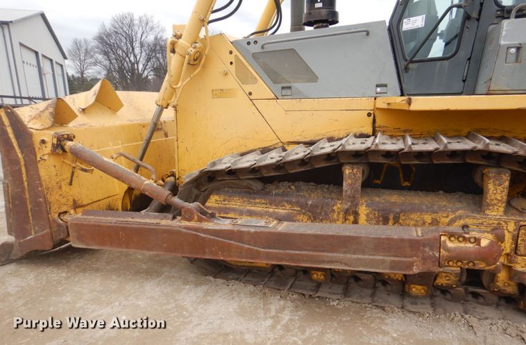 image for item DS8001 1998 Komatsu D155AX  dozer