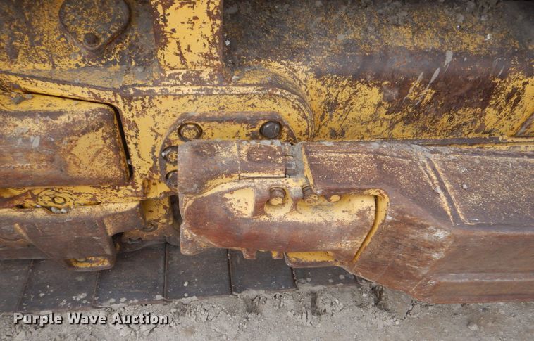 image for item DS8001 1998 Komatsu D155AX  dozer