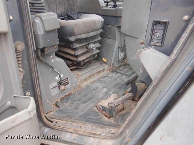 image for item DS8001 1998 Komatsu D155AX  dozer