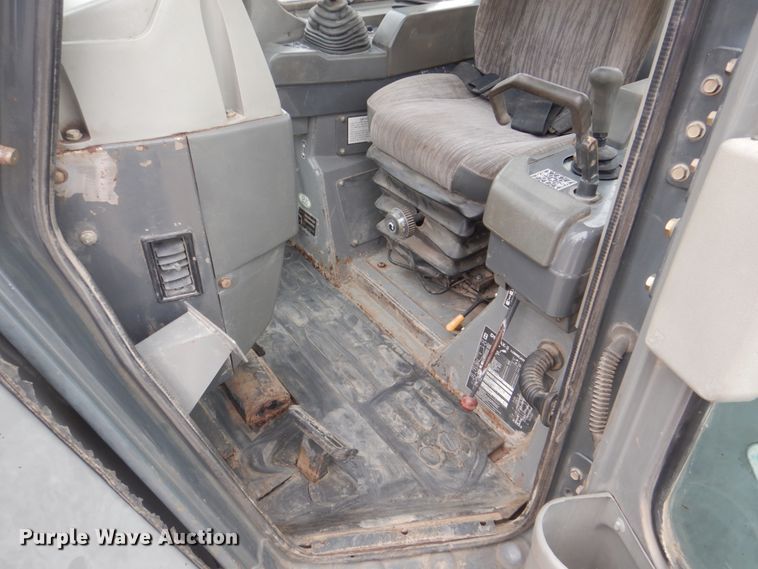 image for item DS8001 1998 Komatsu D155AX  dozer