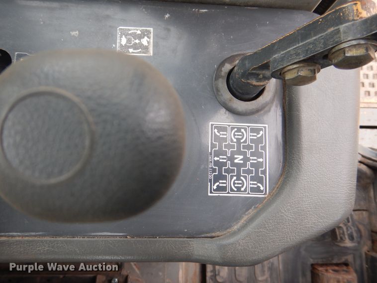 image for item DS8001 1998 Komatsu D155AX  dozer