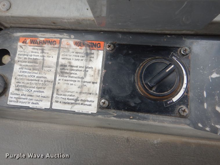 image for item DS8001 1998 Komatsu D155AX  dozer