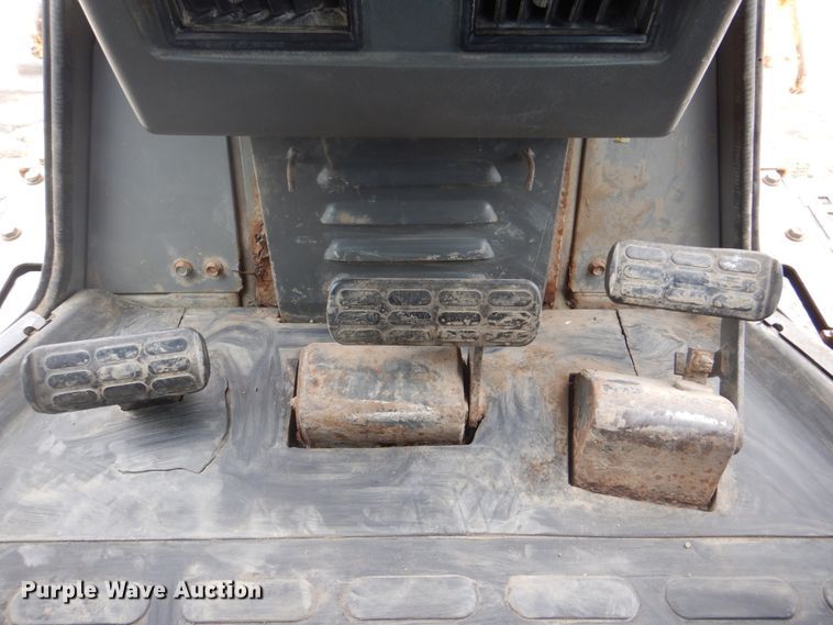 image for item DS8001 1998 Komatsu D155AX  dozer