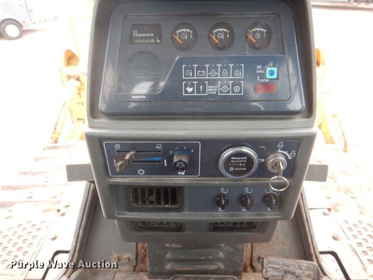 image for item DS8001 1998 Komatsu D155AX  dozer