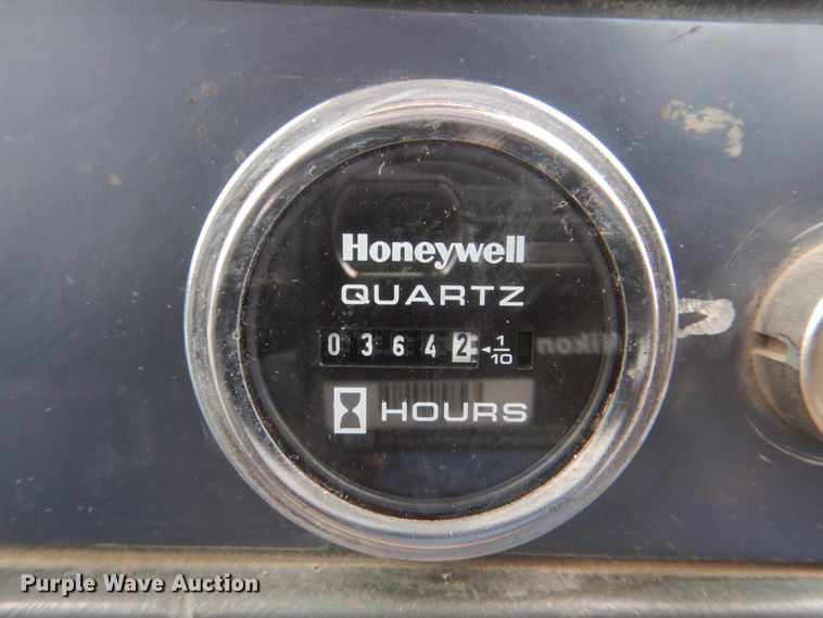 image for item DS8001 1998 Komatsu D155AX  dozer