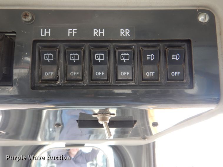 image for item DS8001 1998 Komatsu D155AX  dozer