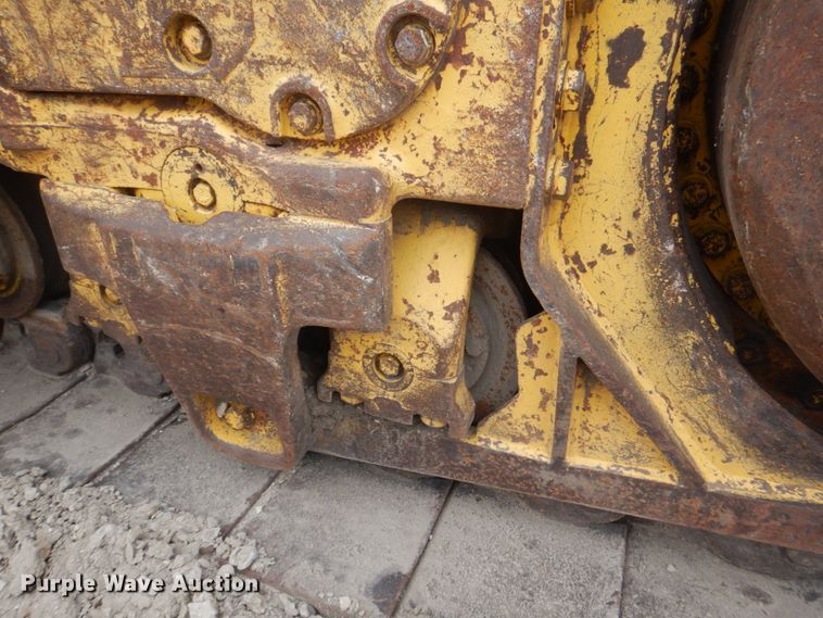 image for item DS8001 1998 Komatsu D155AX  dozer