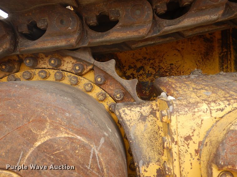 image for item DS8001 1998 Komatsu D155AX  dozer