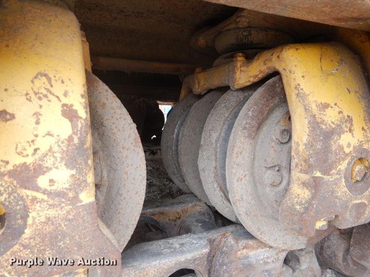 image for item DS8001 1998 Komatsu D155AX  dozer