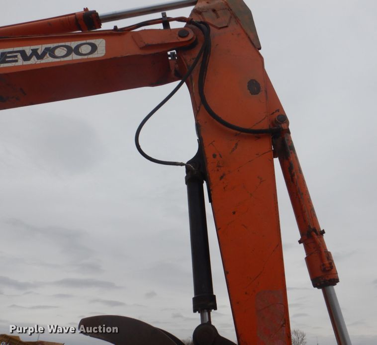 image for item DS8002 1996 Daewoo Solar 280LCIII  excavator