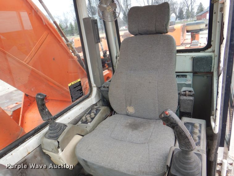 image for item DS8002 1996 Daewoo Solar 280LCIII  excavator