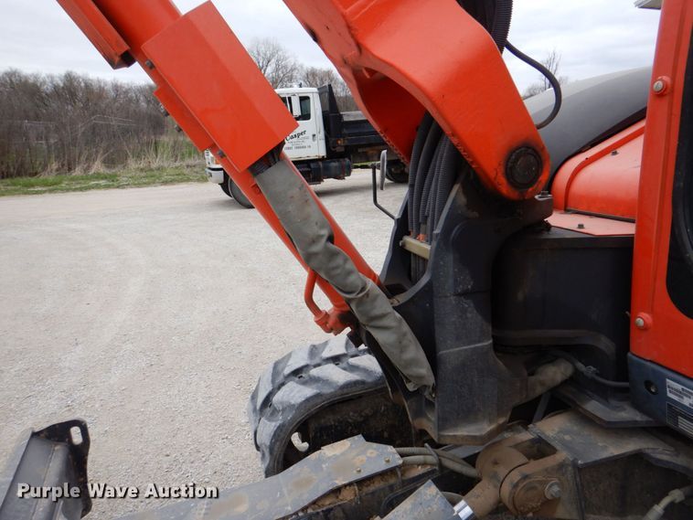 image for item DS8018 2009 Kubota KX080-3  mini excavator
