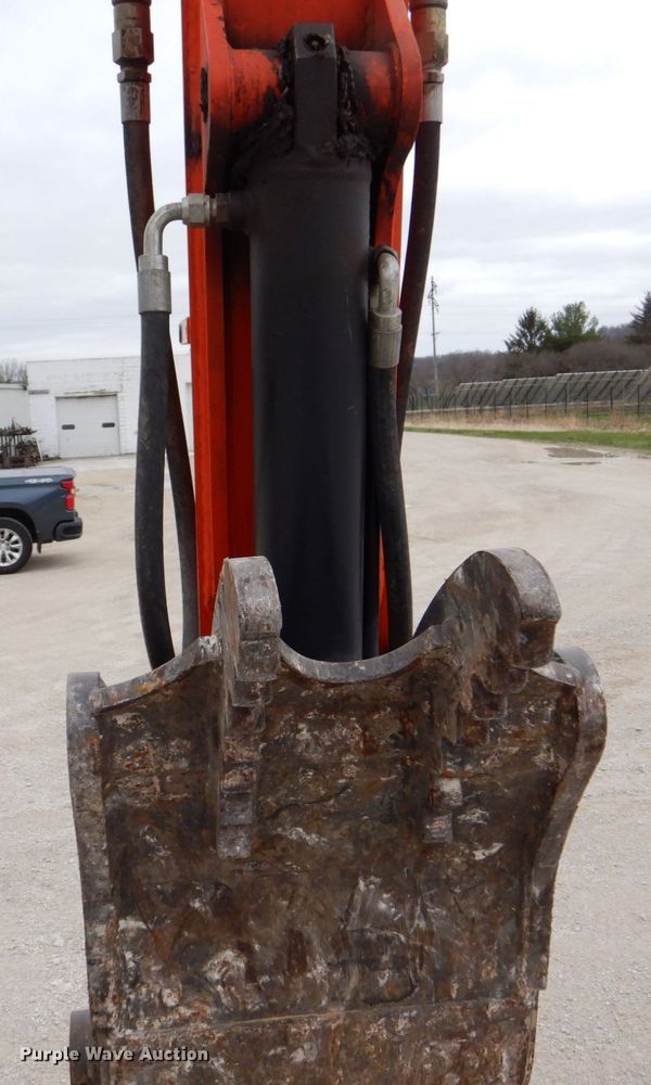 image for item DS8018 2009 Kubota KX080-3  mini excavator