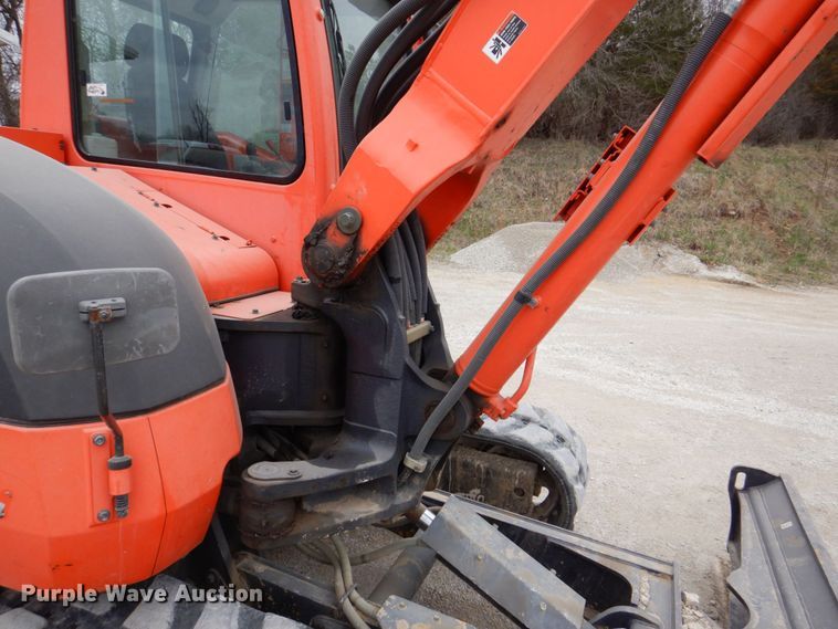 image for item DS8018 2009 Kubota KX080-3  mini excavator
