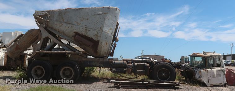 image for item HT9723 1978 Mack DM685S  ready mix truck