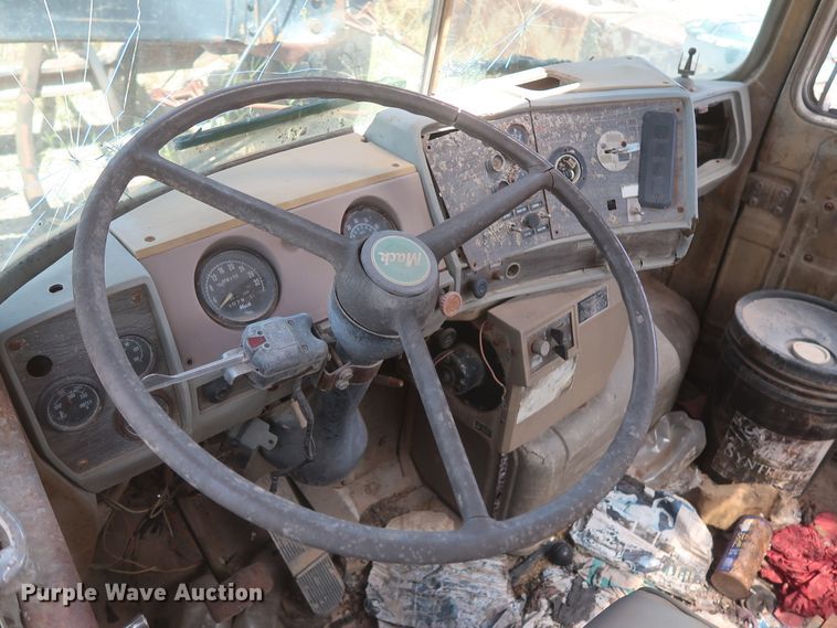 image for item HT9723 1978 Mack DM685S  ready mix truck