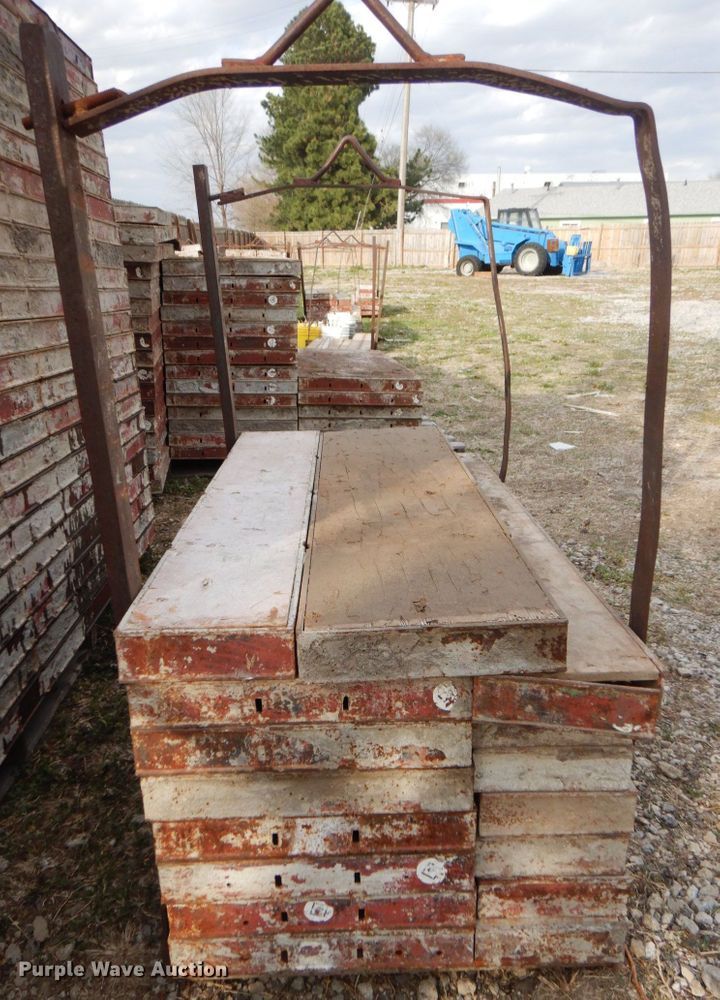 image for item IB9518 Approximately 309 Symons concrete forms