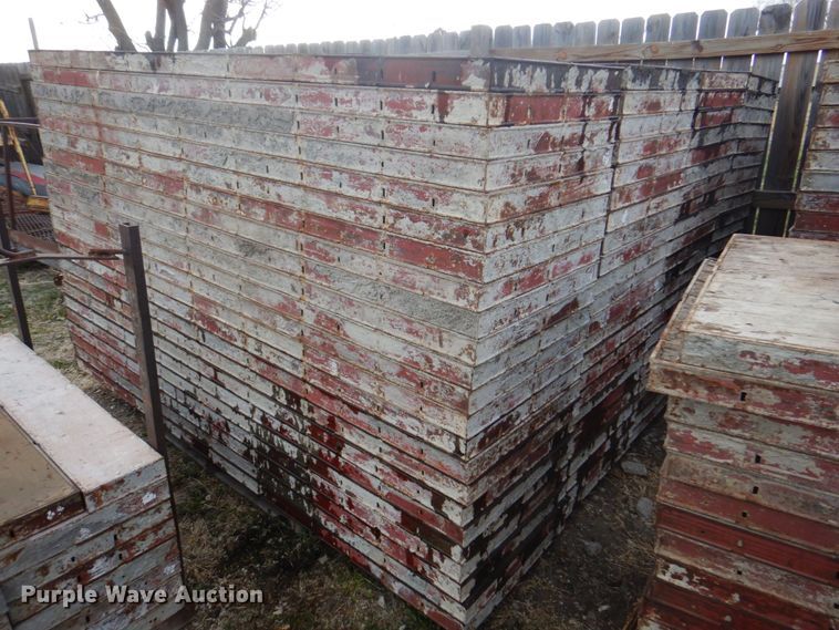 image for item IB9518 Approximately 309 Symons concrete forms