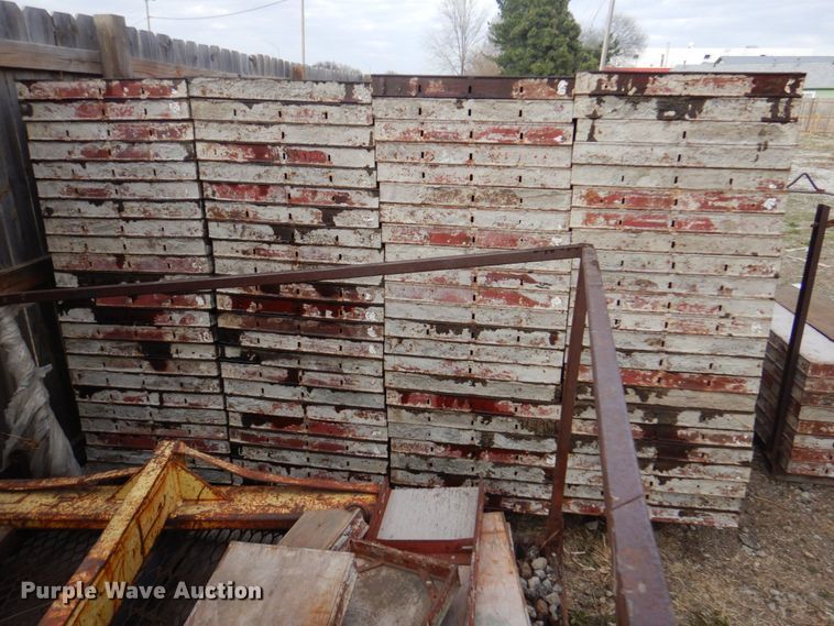 image for item IB9518 Approximately 309 Symons concrete forms