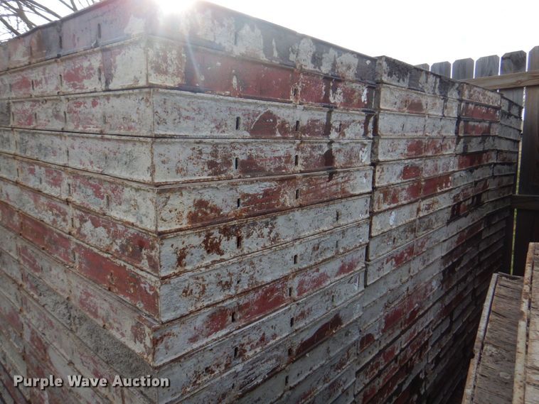 image for item IB9518 Approximately 309 Symons concrete forms